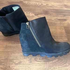 Sorel Joan of Arctic Wedge III Zip Leather Waterproof Boots Size 8